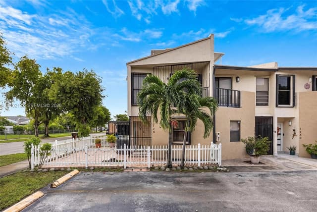 1746 W 58th St # 1746, Hialeah FL 33012 - Hialeah, FL - Photo 2