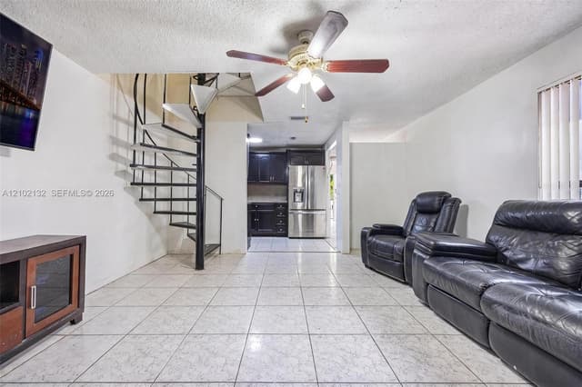 1746 W 58th St # 1746, Hialeah FL 33012 - Hialeah, FL - Photo 4