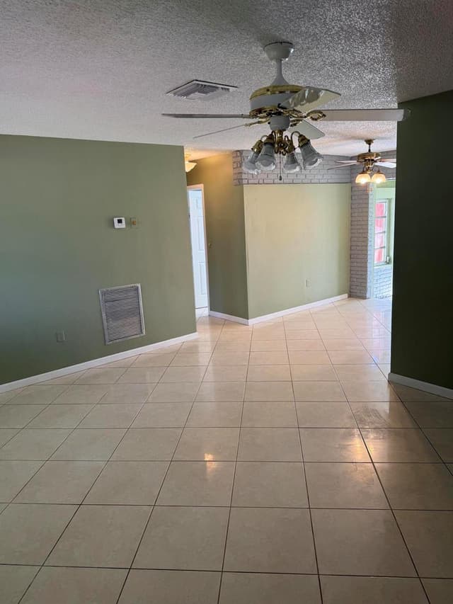 7440 FREEDOM Street, Hollywood FL 33024 - Hollywood, FL - Photo 2