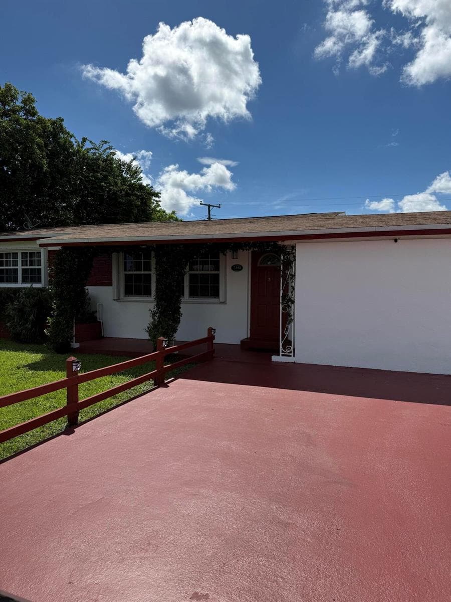 7440 FREEDOM Street, Hollywood FL 33024 - Hollywood, FL - Photo 1