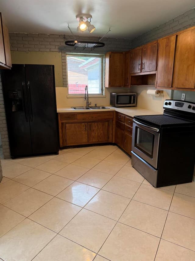 7440 FREEDOM Street, Hollywood FL 33024 - Hollywood, FL - Photo 5