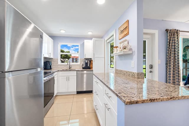 804 SE 7th Street SE # 105, Deerfield Beach FL 33441 - Deerfield Beach, FL - Photo 5