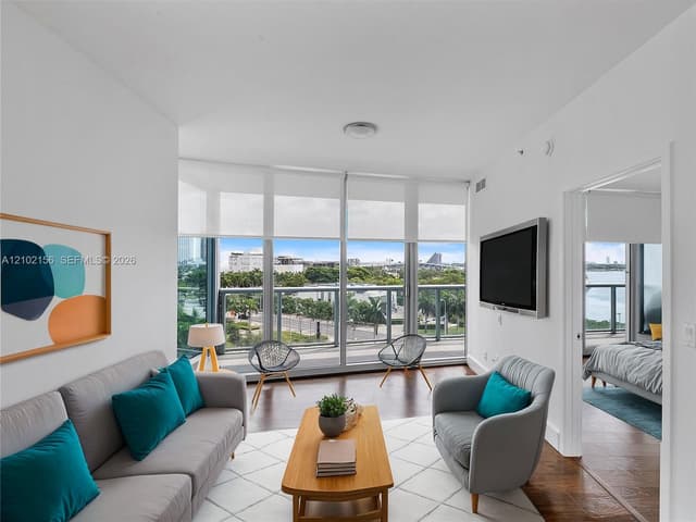 888 Biscayne Blvd # 612, Miami FL 33132 - Miami, FL - Photo 2