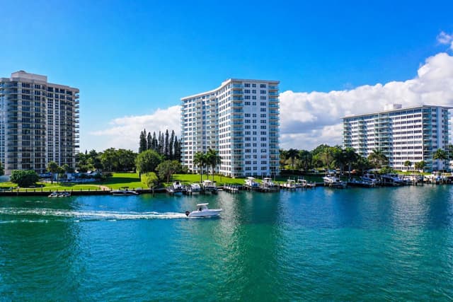 875 E CAMINO REAL # 7E, Boca Raton FL 33432 - Boca Raton, FL - Photo 3