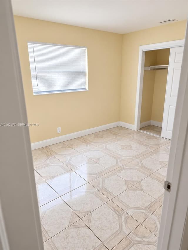 3640 NW 39th St, Lauderdale Lakes FL 33309 - Lauderdale Lakes, FL - Photo 2