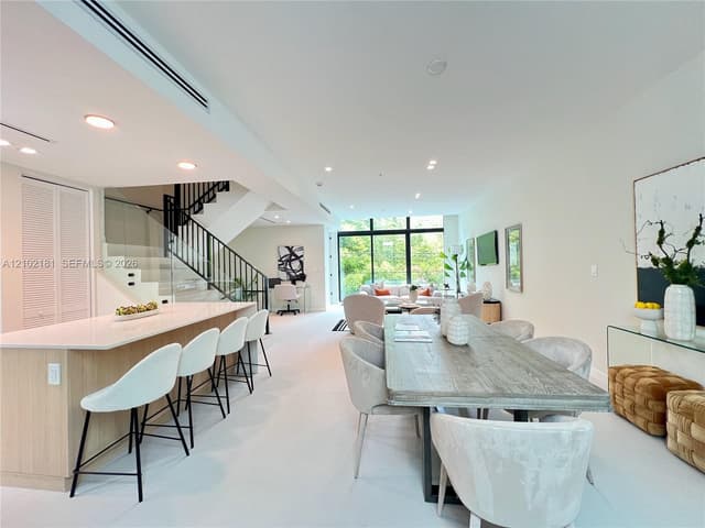 2694 SW 25th Ave # 2694, Miami FL 33133 - Miami, FL - Photo 5