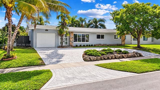 19715 SW 87th Pl, Cutler Bay FL 33157 - Cutler Bay, FL - Photo 2
