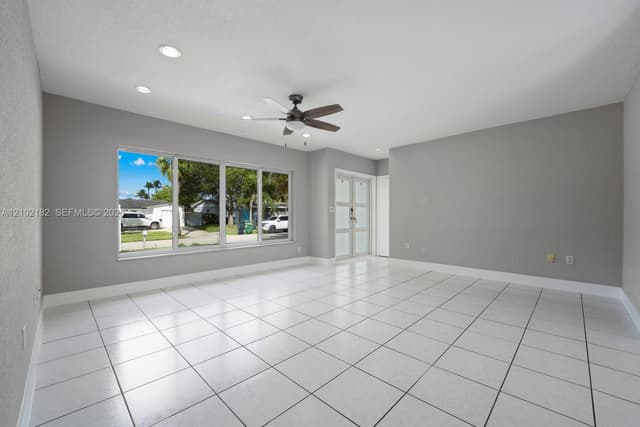 19715 SW 87th Pl, Cutler Bay FL 33157 - Cutler Bay, FL - Photo 5