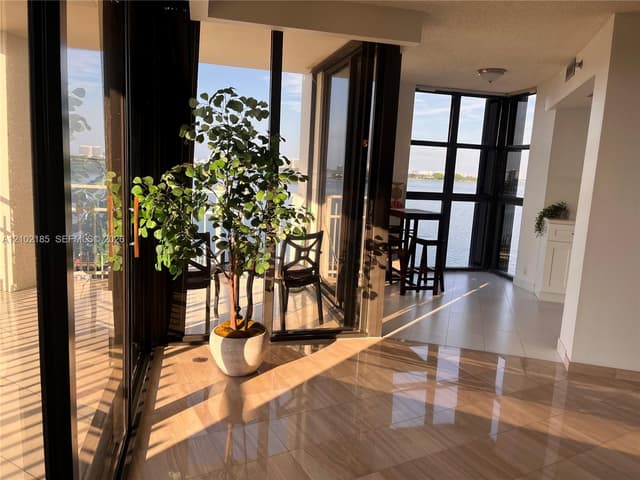 4000 NE Towerside Ter # 1101, Miami FL 33138 - Miami, FL - Photo 2