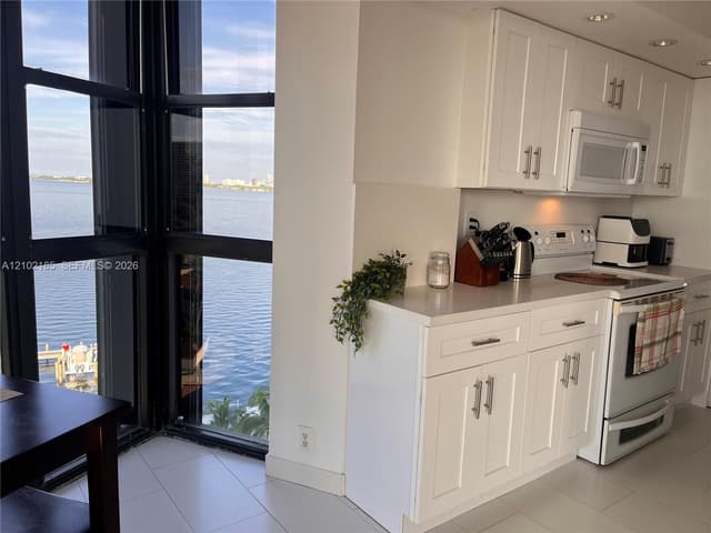 4000 NE Towerside Ter # 1101, Miami FL 33138 - Miami, FL - Photo 6