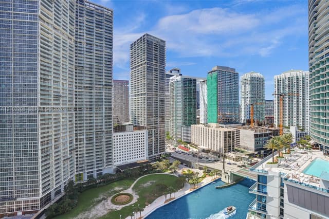 300 SE Biscayne Boulevard Way # 2106W, Miami FL 33131 - Miami, FL - Photo 2