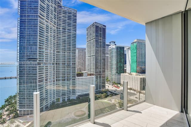 300 SE Biscayne Boulevard Way # 2106W, Miami FL 33131 - Miami, FL - Photo 4