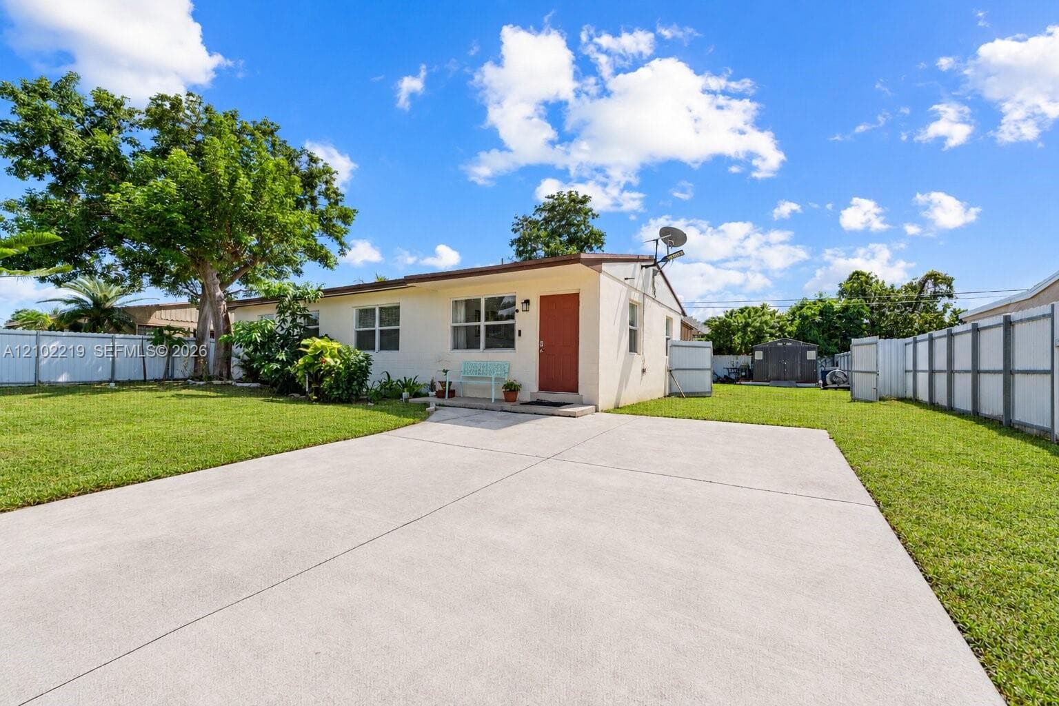 3010 NW 158th St, Miami Gardens FL 33054 - Miami Gardens, FL - Photo 1