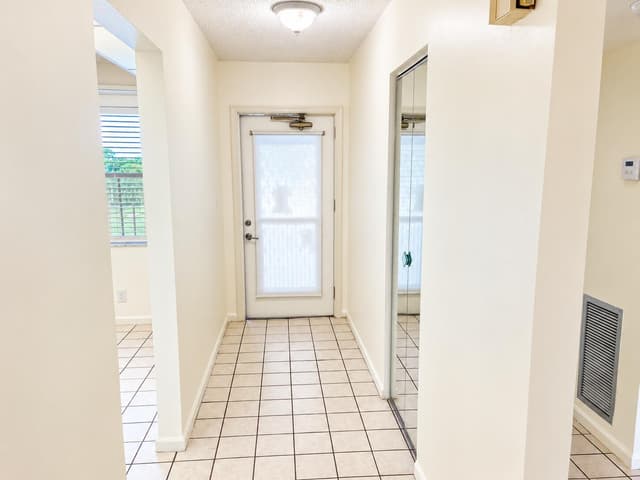 357 N Rock Island Road # 407, Margate FL 33063 - Margate, FL - Photo 4