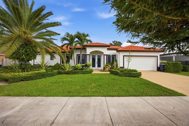 16483 SW 282nd St, Homestead FL 33033 - Homestead, FL - Photo 2