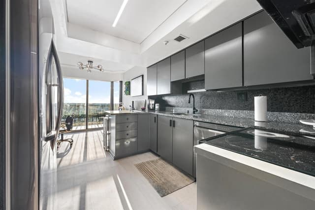 1900 Consulate Place # 1205, West Palm Beach FL 33401 - West Palm Beach, FL - Photo 5