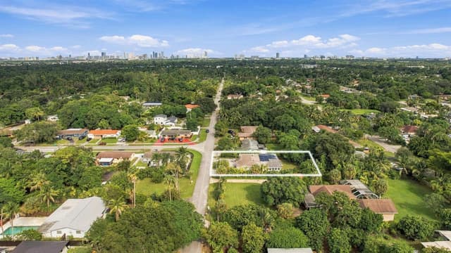 110 NE 152nd Street, Miami FL 33162 - Miami, FL - Photo 4