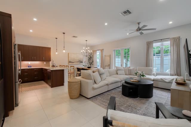 918 St George Boulevard, Delray Beach FL 33483 - Delray Beach, FL - Photo 2