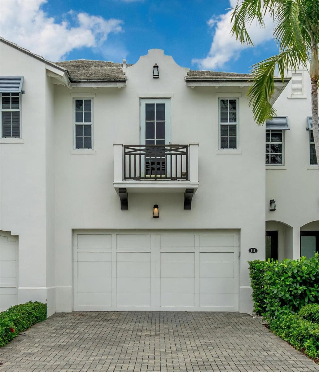 918 St George Boulevard, Delray Beach FL 33483 - Delray Beach, FL - Photo 1