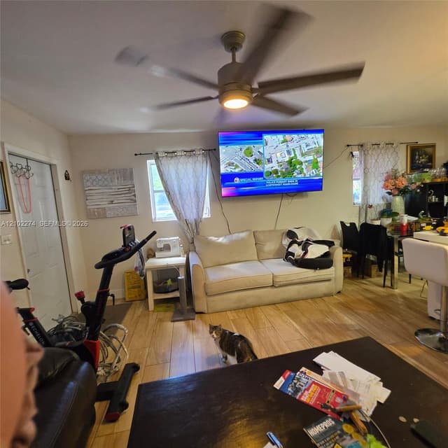 1611 N 69th Way, Hollywood FL 33024 - Hollywood, FL - Photo 2