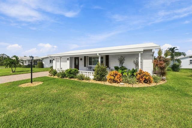 1707 SW 18th Street, Boynton Beach FL 33426 - Boynton Beach, FL - Photo 3