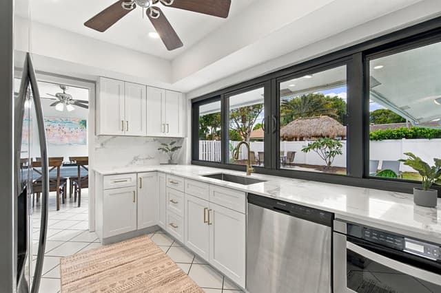 2102 NE 68TH Street, Fort Lauderdale FL 33308 - Fort Lauderdale, FL - Photo 6