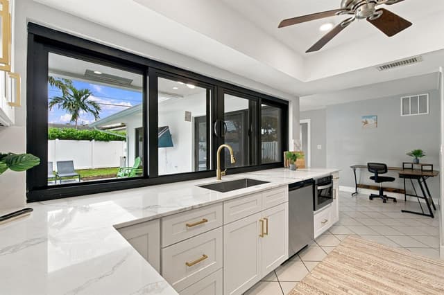 2102 NE 68TH Street, Fort Lauderdale FL 33308 - Fort Lauderdale, FL - Photo 5