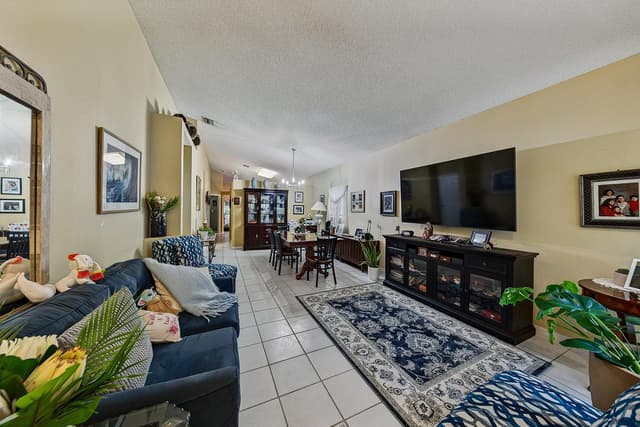 20310 SW 3RD Street, Pembroke Pines FL 33029 - Pembroke Pines, FL - Photo 6