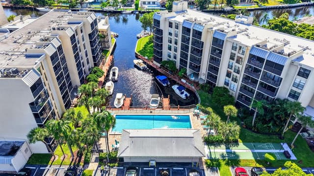 20 ROYAL PALM Way # 3010, Boca Raton FL 33432 - Boca Raton, FL - Photo 2