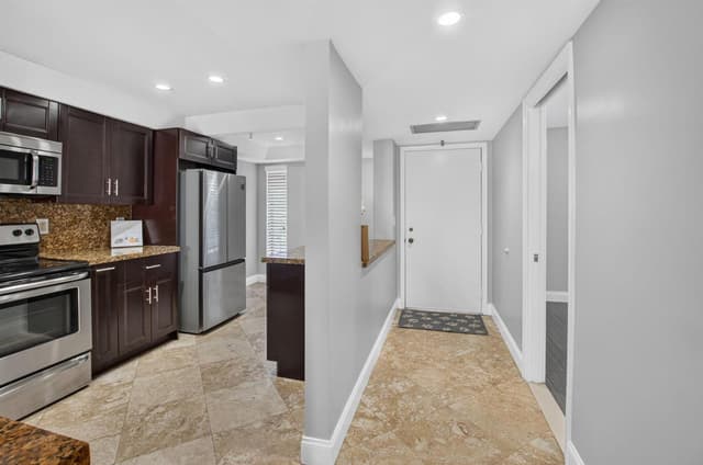 20 ROYAL PALM Way # 3010, Boca Raton FL 33432 - Boca Raton, FL - Photo 7