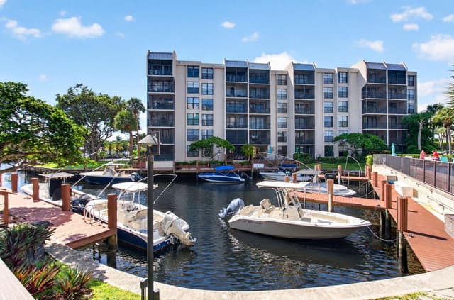 20 ROYAL PALM Way # 3010, Boca Raton FL 33432 - Boca Raton, FL - Photo 4