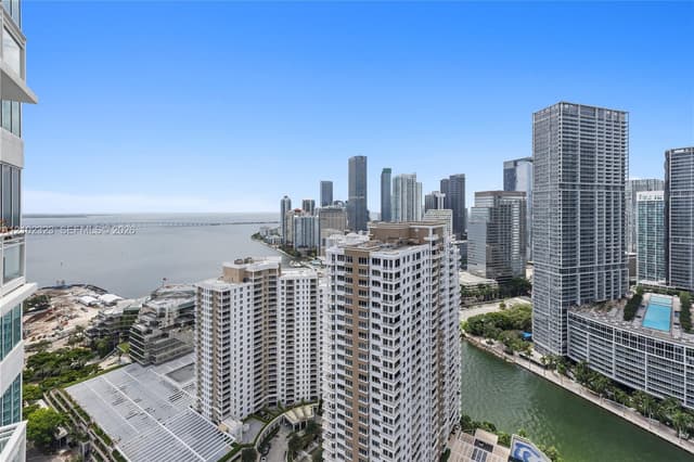 900 Brickell Key Blvd # 3005, Miami FL 33131 - Miami, FL - Photo 2