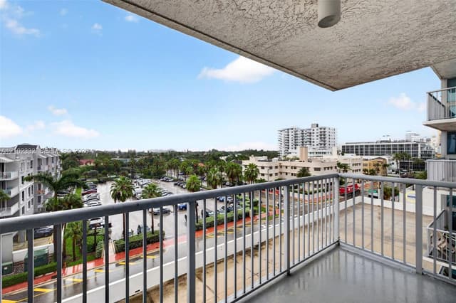 2655 Collins Ave # 702, Miami Beach FL 33140 - Miami Beach, FL - Photo 2