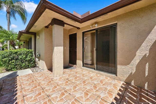 8271 Boca Glades Boulevard E, Boca Raton FL 33434 - Boca Raton, FL - Photo 2