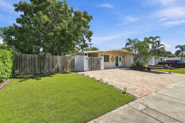 4320 NE 18TH Avenue, Pompano Beach FL 33064 - Pompano Beach, FL - Photo 2
