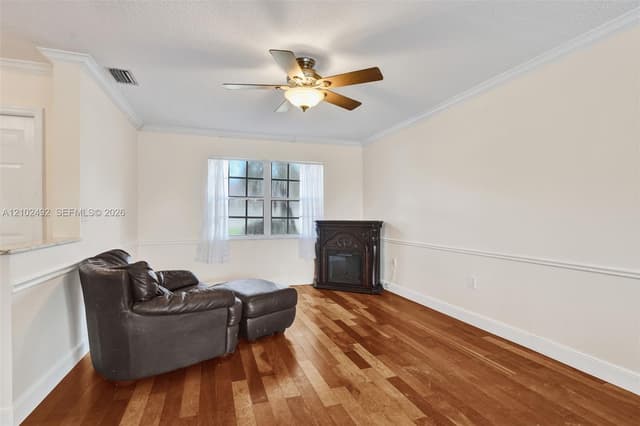 7860 NW 28th St, Margate FL 33063 - Margate, FL - Photo 6