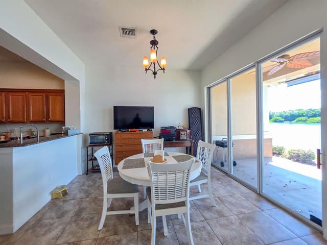 855 MARINA DEL RAY Lane # 2, West Palm Beach FL 33401 - West Palm Beach, FL - Photo 5