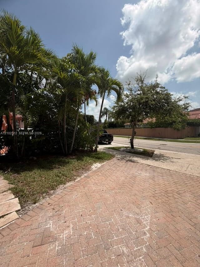 7716 NW 113th Ave, Doral FL 33178 - Doral, FL - Photo 6
