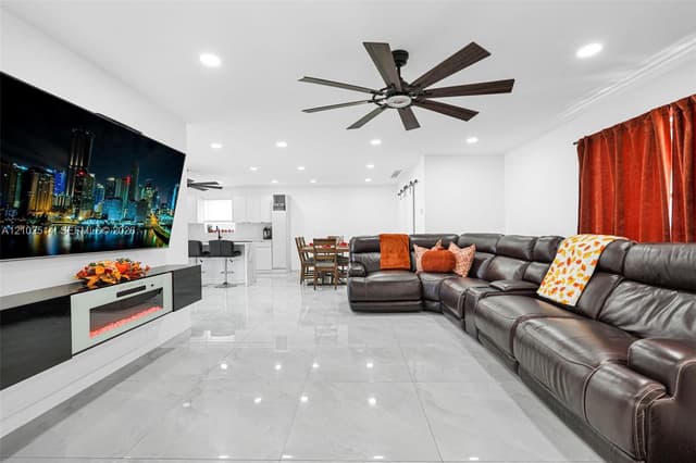1721 NW 191st St, Miami Gardens FL 33056 - Miami Gardens, FL - Photo 7