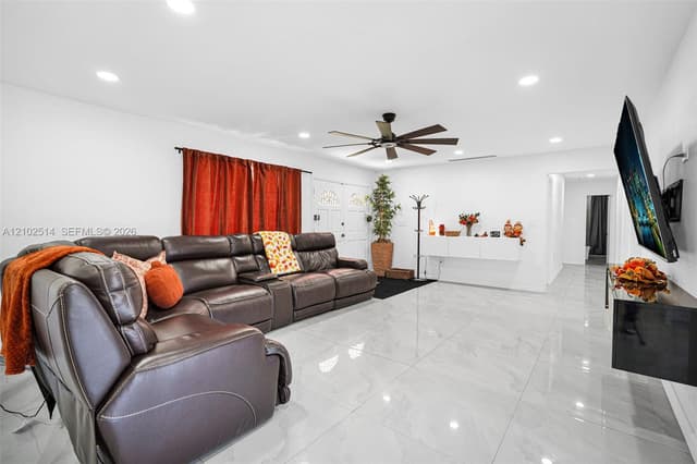 1721 NW 191st St, Miami Gardens FL 33056 - Miami Gardens, FL - Photo 4