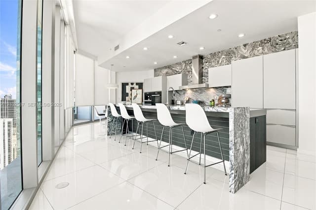 200 Biscayne Boulevard Way # 5302, Miami FL 33131 - Miami, FL - Photo 6