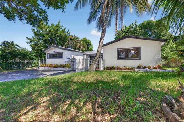 4001 N 66th Ave, Hollywood FL 33024 - Hollywood, FL - Photo 2