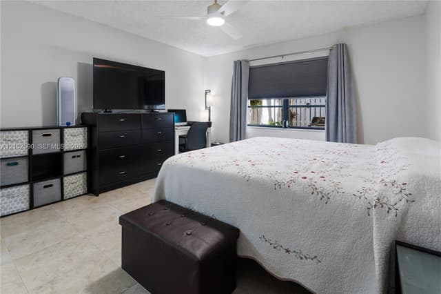 2720 S Oakland Forest Dr # 1004, Oakland Park FL 33309 - Oakland Park, FL - Photo 7