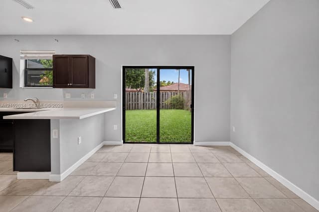 144 SE 37th Ter, Homestead FL 33033 - Homestead, FL - Photo 3
