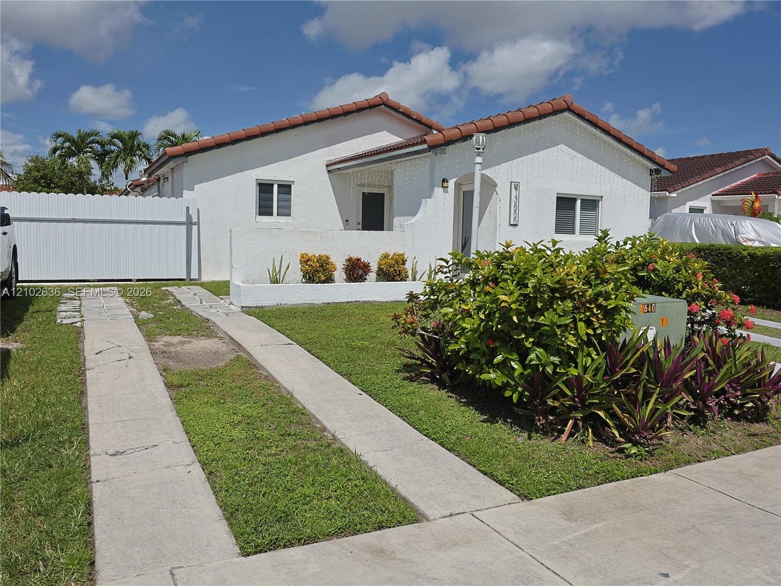 13555 SW 38th Ln, Miami FL 33175