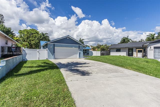 4539 SW 28th Way, Dania Beach FL 33312 - Dania Beach, FL - Photo 5