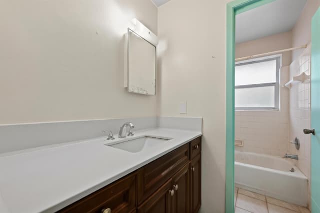 149 Broward Avenue, FL 33463 - Photo 5