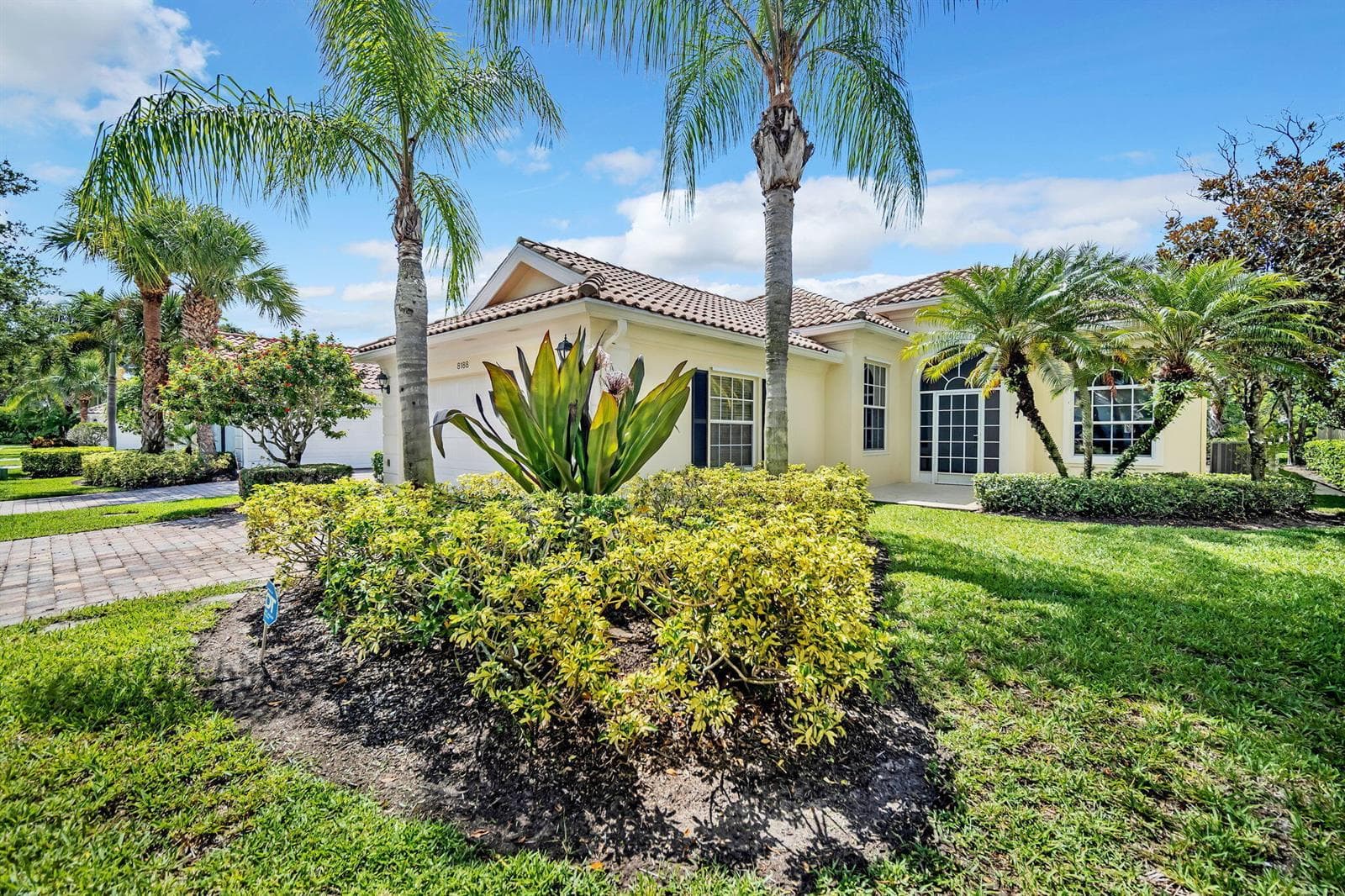 8188 Rosalie Lane, Wellington FL 33414 - Wellington, FL - Photo 1