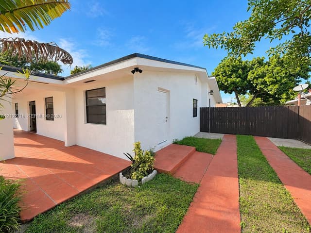 11461 SW 193rd St, Miami FL 33157 - Miami, FL - Photo 4