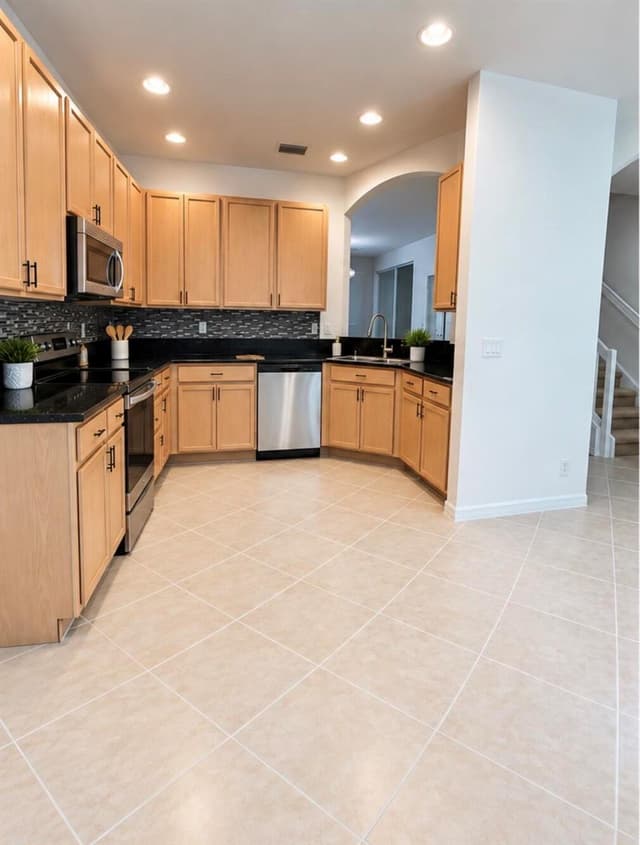 4991 Bonsai Circle Apt 107, West Palm Beach FL 33418 - West Palm Beach, FL - Photo 3